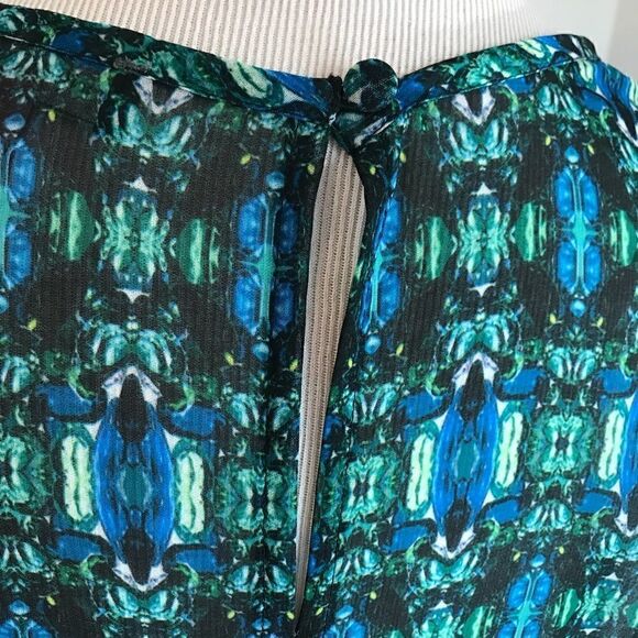 NEW! Vince Camuto Blue Sheer Long Sleeve Top Sz S - Picture 4 of 8